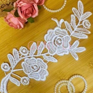 0068 APLIQUE BRANCO 23X8CM 01 PAR