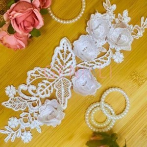 0966 APLIQUE 3D BRANCO 24X7CM 01 PAR